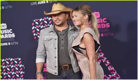 Jason Aldean Height, Weight, Body Measurements, Shoe Size